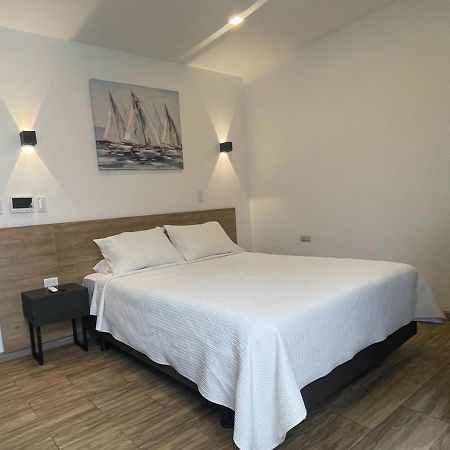 Kiran Lodging Guayaquil Buitenkant foto